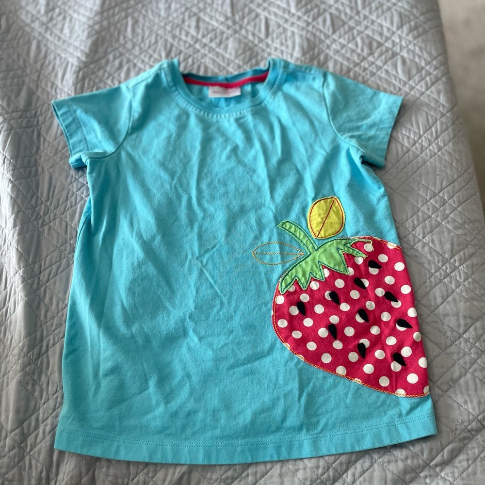 Hanna Anderson girls strawberry T shirt size 6